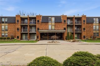 4187 Columbia Road 332, North Olmsted, OH 44070