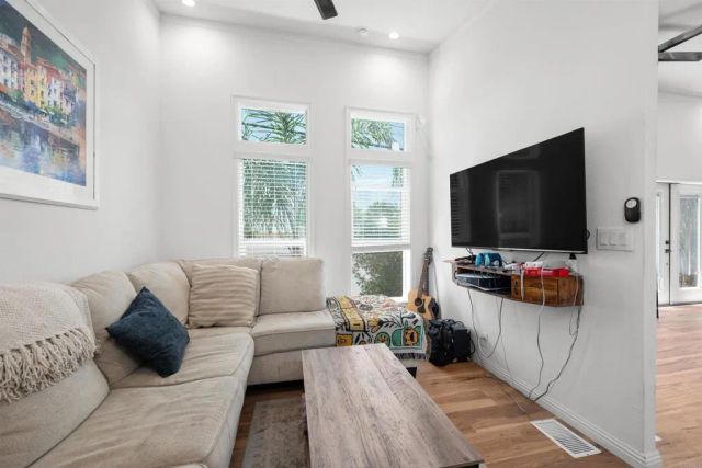 3346 Cheyenne Avenue, San Diego, CA 92117