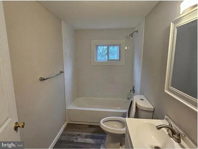 35 PAXSON ST, Mt Holly, NJ 08060