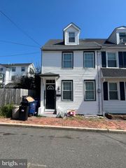 35 PAXSON ST, Mt Holly, NJ 08060