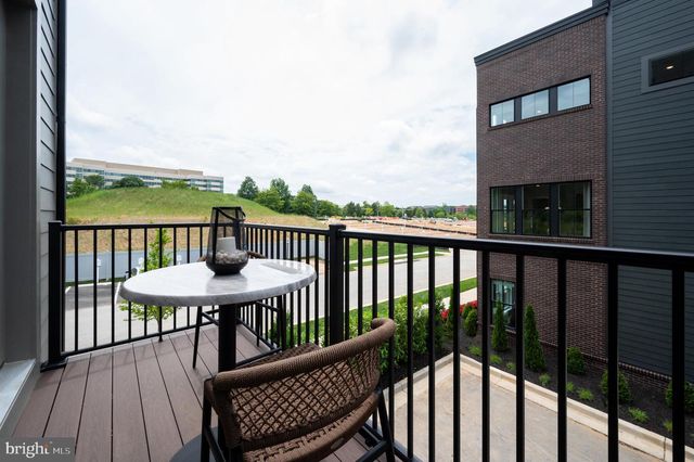 5957 JOSIAH HENSON PKWY, North Bethesda, MD 20852