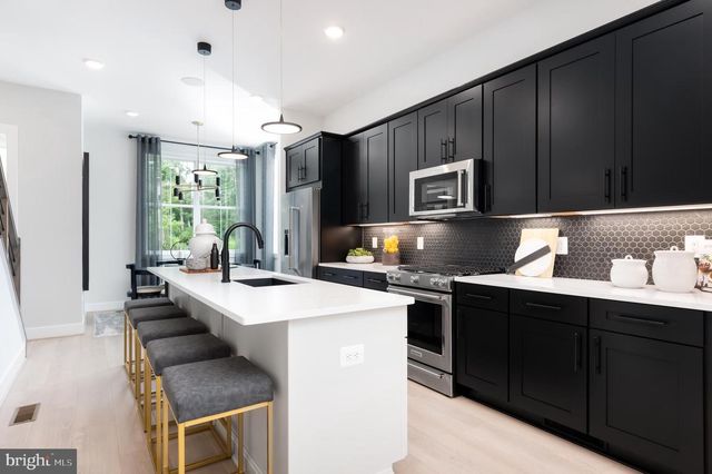 5957 JOSIAH HENSON PKWY, North Bethesda, MD 20852