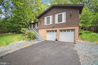 2029 FARRAGUT DR, Stafford, VA 22554
