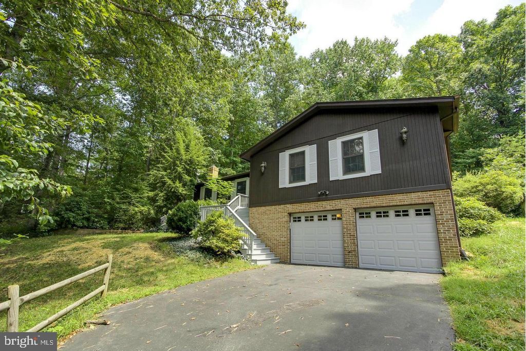 2029 FARRAGUT DR, Stafford, VA 22554
