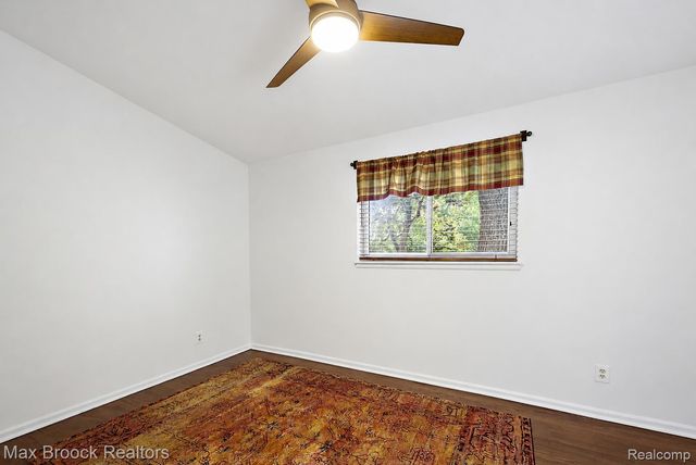 1411 W Farnum Avenue, Royal Oak, MI 48067