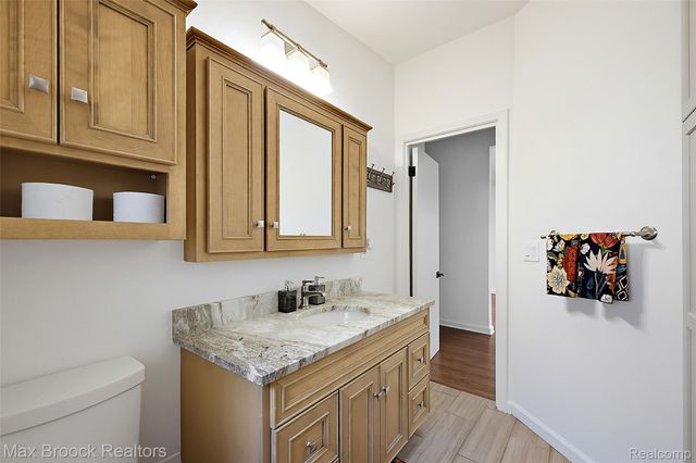 1411 W Farnum Avenue, Royal Oak, MI 48067