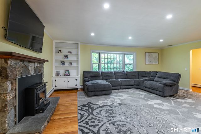 83 Sherman Turnpike, Redding, CT 06896