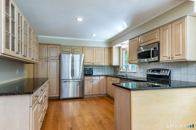 83 Sherman Turnpike, Redding, CT 06896