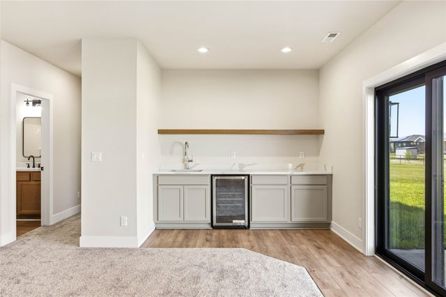 418 Westwood Drive, Huxley, IA 50124