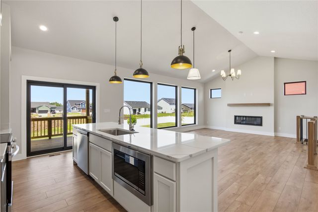418 Westwood Drive, Huxley, IA 50124