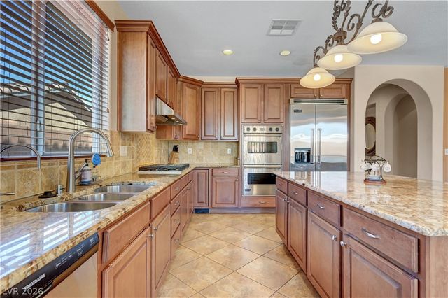 430 Las Alturas Avenue, Las Vegas, NV 89123