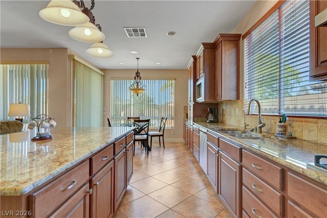 430 Las Alturas Avenue, Las Vegas, NV 89123