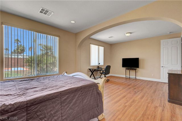 430 Las Alturas Avenue, Las Vegas, NV 89123