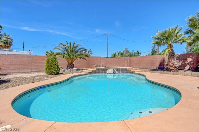 430 Las Alturas Avenue, Las Vegas, NV 89123