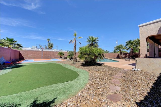 430 Las Alturas Avenue, Las Vegas, NV 89123