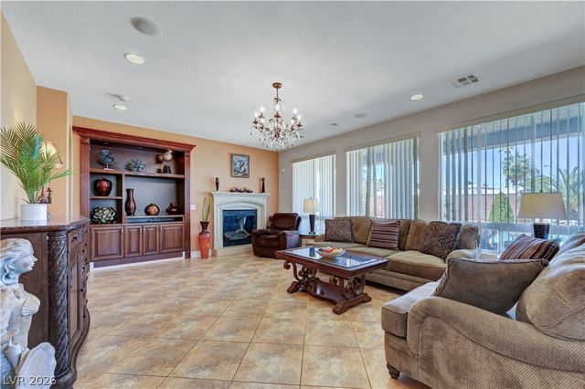 430 Las Alturas Avenue, Las Vegas, NV 89123