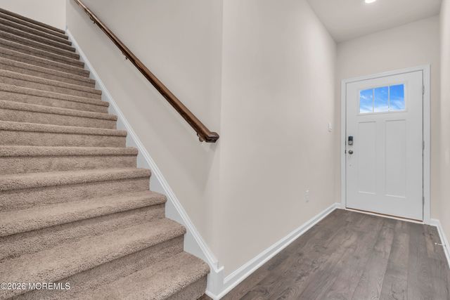 19 Mantoloking Drive, Jackson, NJ 08527