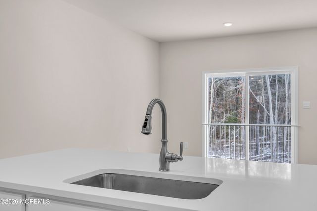 19 Mantoloking Drive, Jackson, NJ 08527