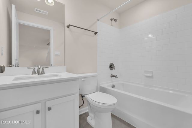 19 Mantoloking Drive, Jackson, NJ 08527