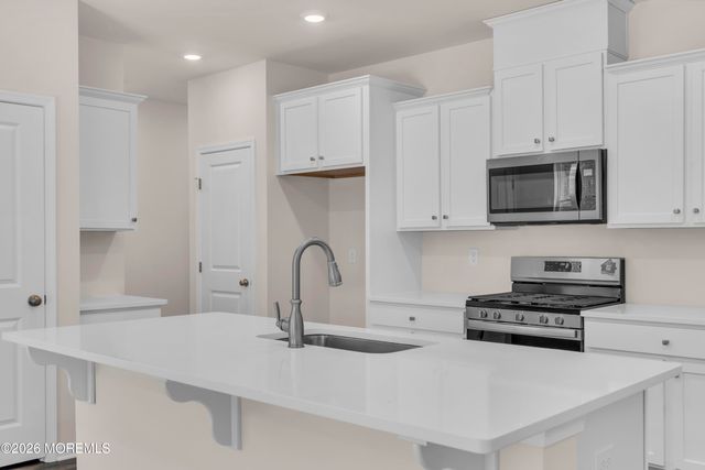 19 Mantoloking Drive, Jackson, NJ 08527