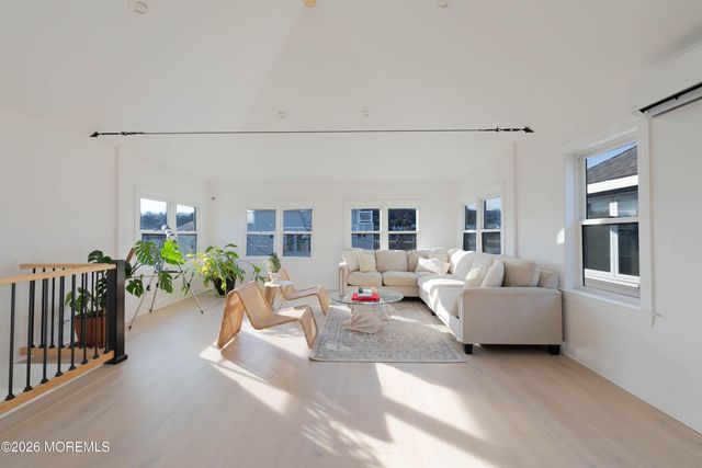 50 North Way, Sea Bright, NJ 07760