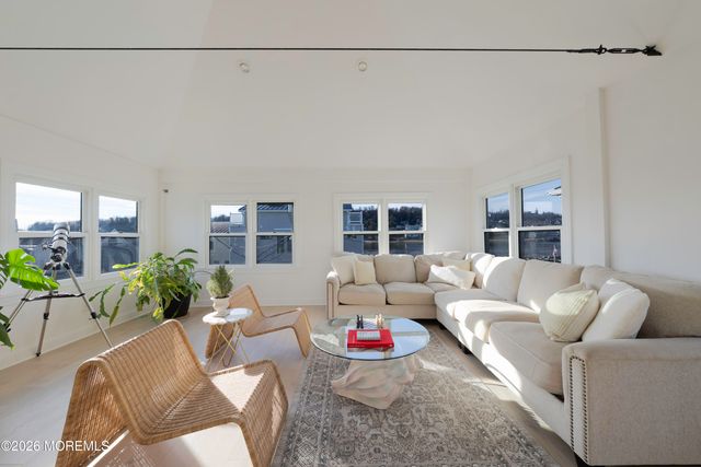 50 North Way, Sea Bright, NJ 07760