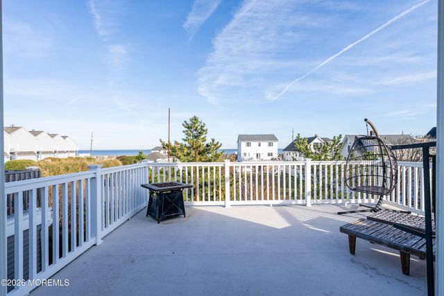 50 North Way, Sea Bright, NJ 07760