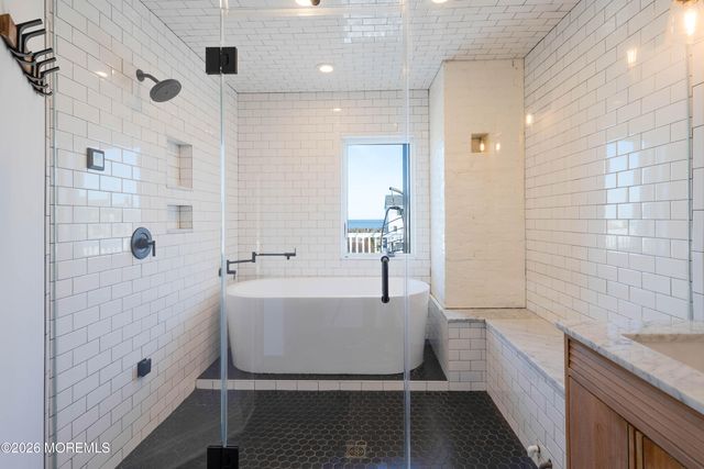 50 North Way, Sea Bright, NJ 07760