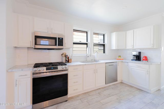 50 North Way, Sea Bright, NJ 07760