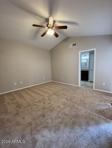 3926 E GRAYTHORN Street, Phoenix, AZ 85044