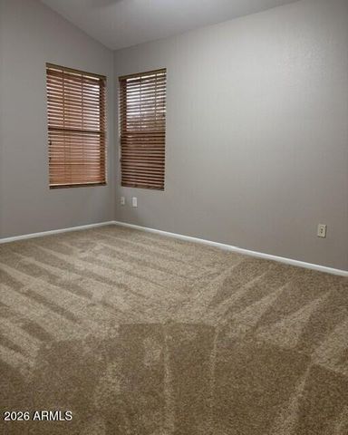 3926 E GRAYTHORN Street, Phoenix, AZ 85044