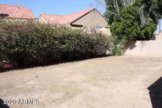 3926 E GRAYTHORN Street, Phoenix, AZ 85044