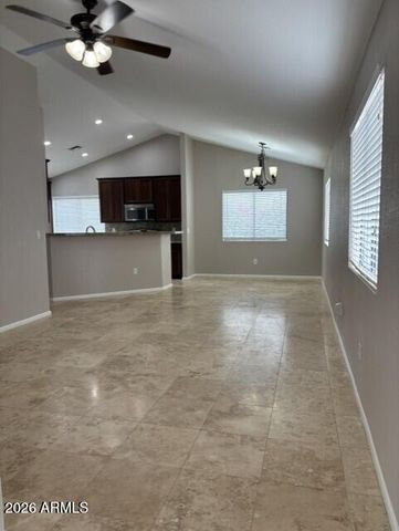 3926 E GRAYTHORN Street, Phoenix, AZ 85044