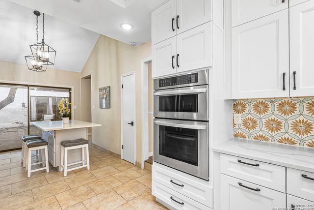 13066 N Hunters Circle, San Antonio, TX 78230