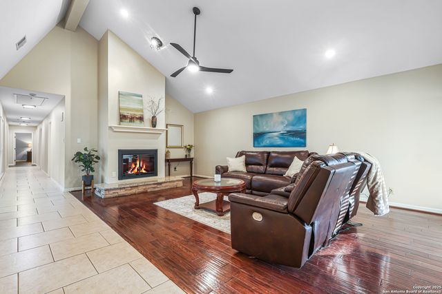 13066 N Hunters Circle, San Antonio, TX 78230