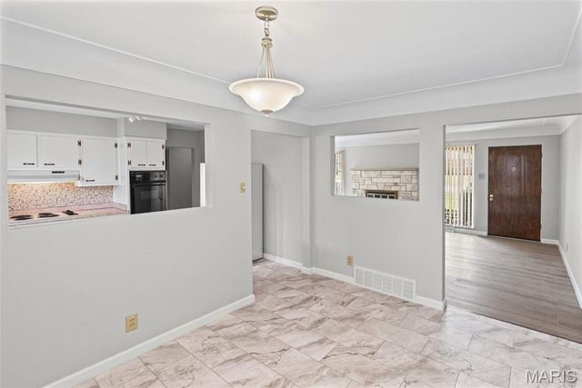 4 Briarcliffe Drive, Fairview Heights, IL 62208