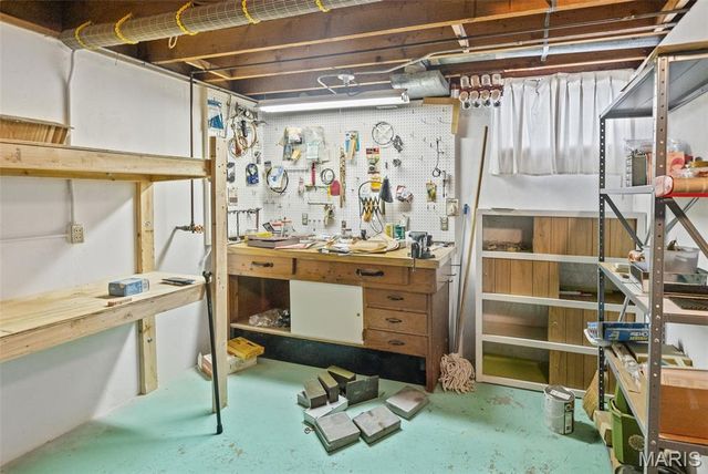 4 Briarcliffe Drive, Fairview Heights, IL 62208