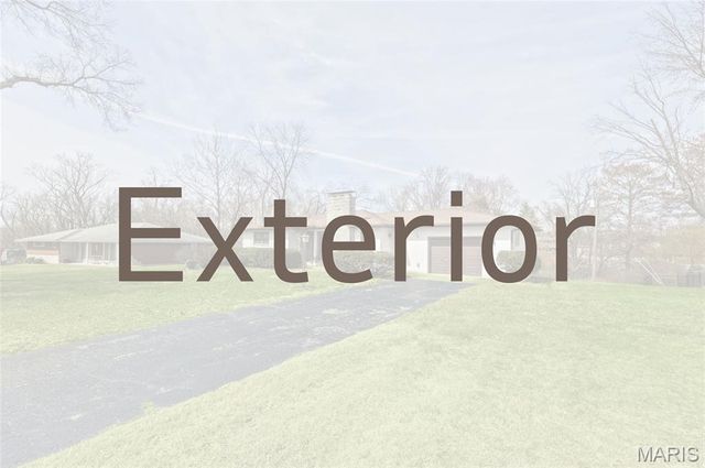 4 Briarcliffe Drive, Fairview Heights, IL 62208