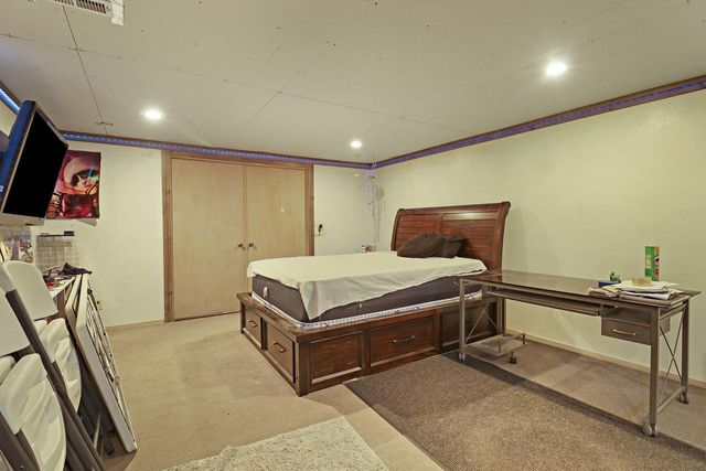37 S Hillock DRIVE, Mount Pleasant, WI 53406