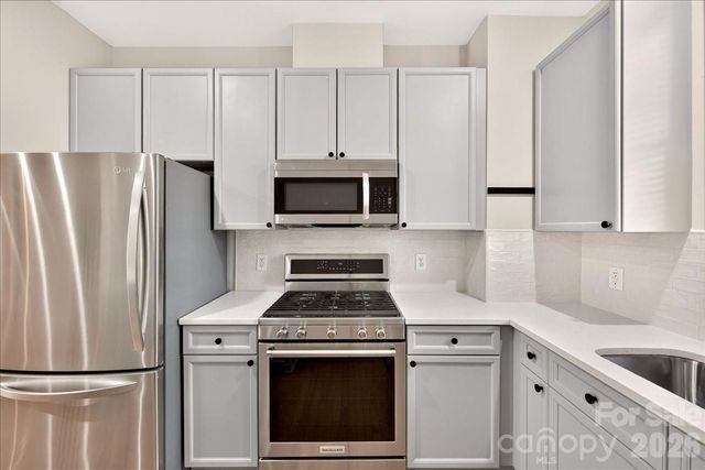 783 Grandin Road, Charlotte, NC 28208