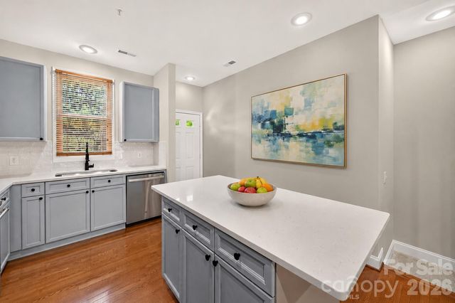 783 Grandin Road, Charlotte, NC 28208