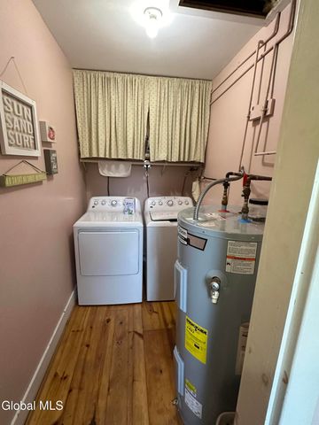 118 Old Shaker Road, New Lebanon, NY 12125