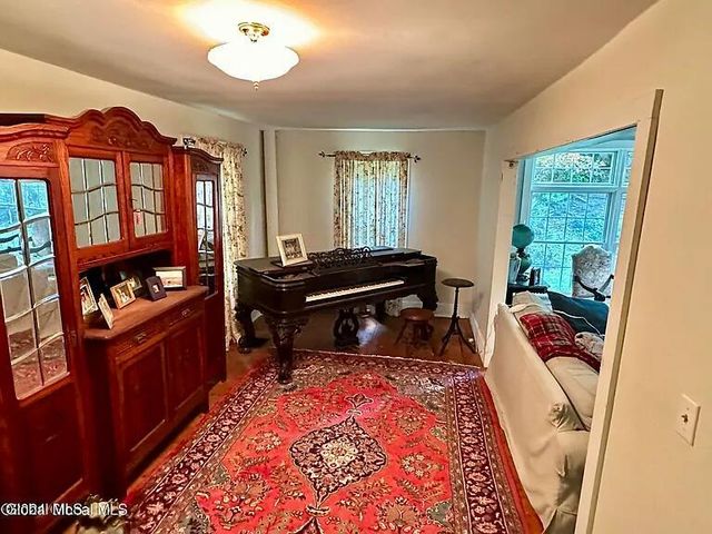 118 Old Shaker Road, New Lebanon, NY 12125