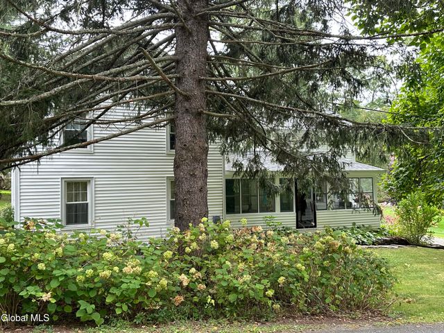 118 Old Shaker Road, New Lebanon, NY 12125