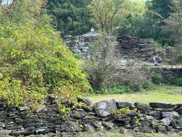 118 Old Shaker Road, New Lebanon, NY 12125