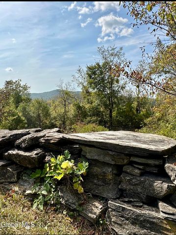 118 Old Shaker Road, New Lebanon, NY 12125