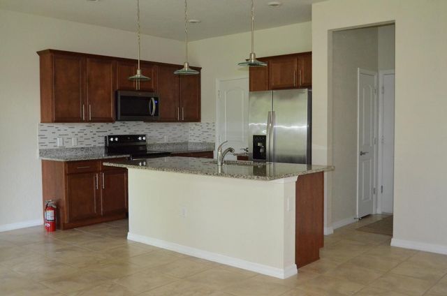 4534 San Fratello Circle, Lake Worth, FL 33467