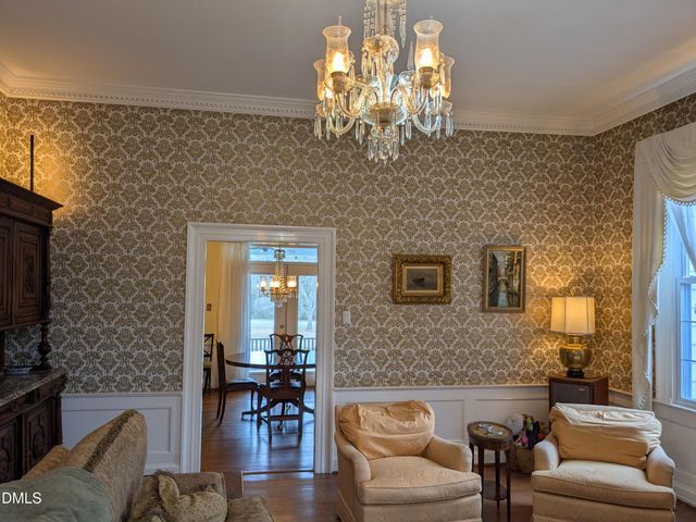 301 W Thorndale Drive, Oxford, NC 27565