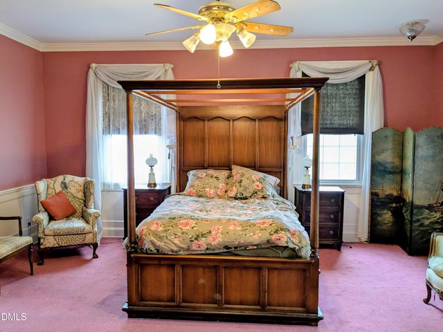 301 W Thorndale Drive, Oxford, NC 27565