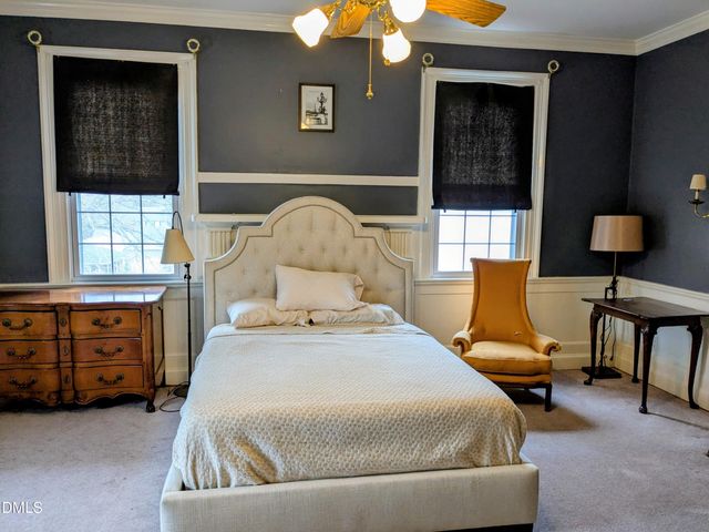 301 W Thorndale Drive, Oxford, NC 27565